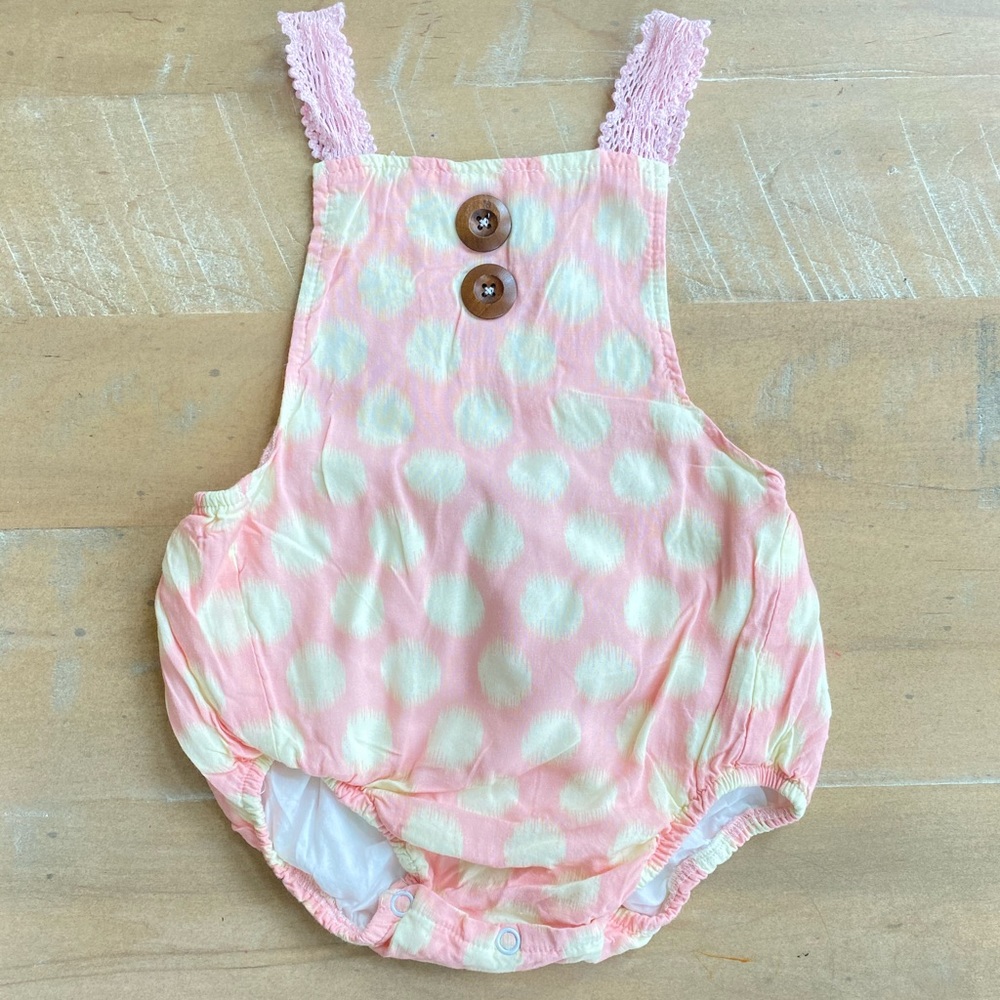 Sado linen and lace baby girl romper